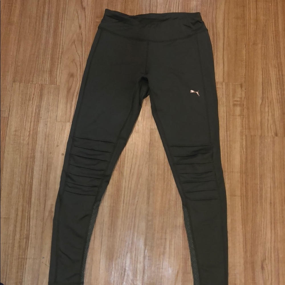 Practically new olive green Puma leggings
